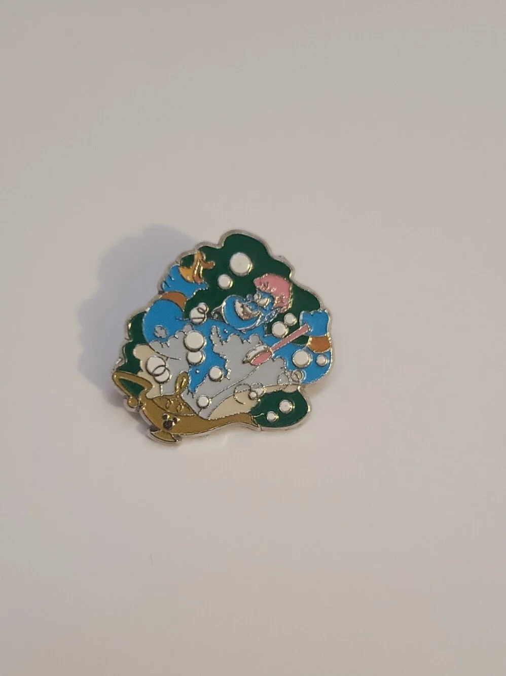 Disney Genie From Aladdin Bath Pin 👓